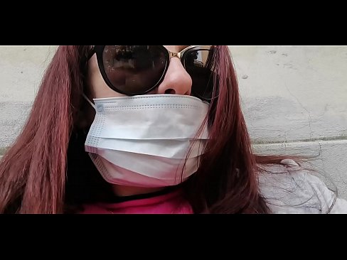 ❤️ Nicoletta se osveti susjedu i piški u njegovoj garaži (Posebna talijanska karantena Covid19) Super porno kod nas ❌