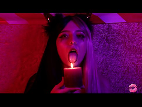 ❤️ Strastveno pušenje od seksi sukubusa s ispunjenim ustima Super porno kod nas ❌
