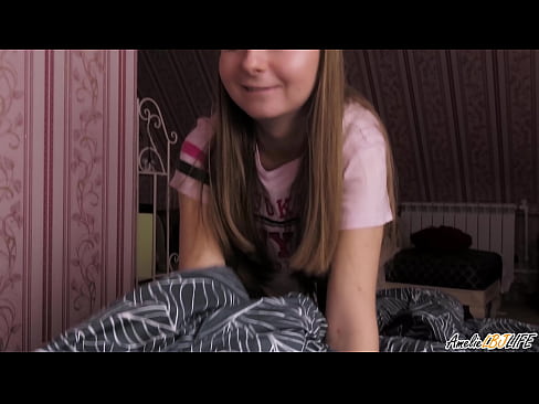 ❤️ Blondie duboko siše svog BFF-a i dobiva spermu u usta Super porno kod nas ❌